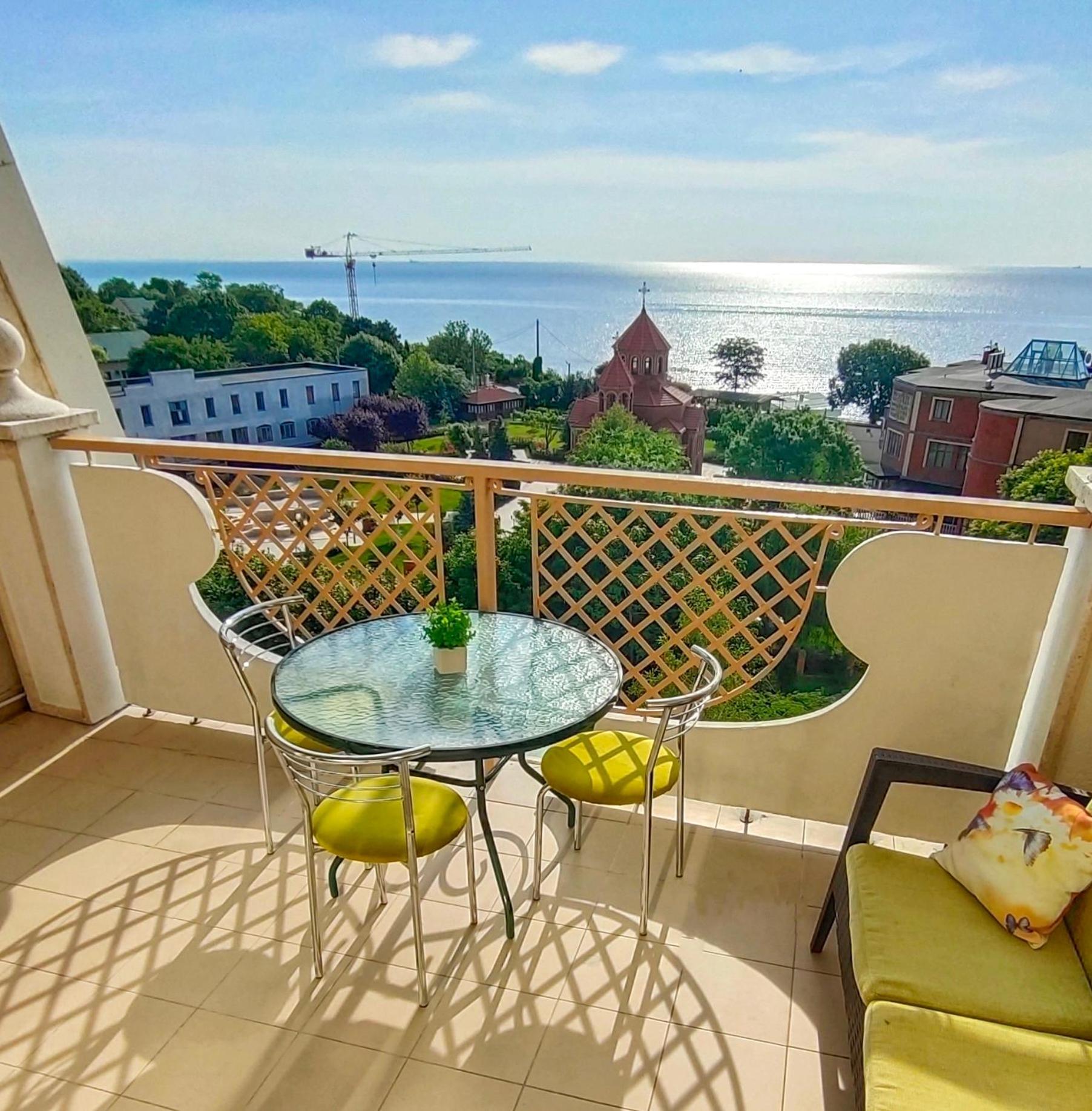 Apartment In Arcadia Palace With Sea View! أوديسا المظهر الخارجي الصورة