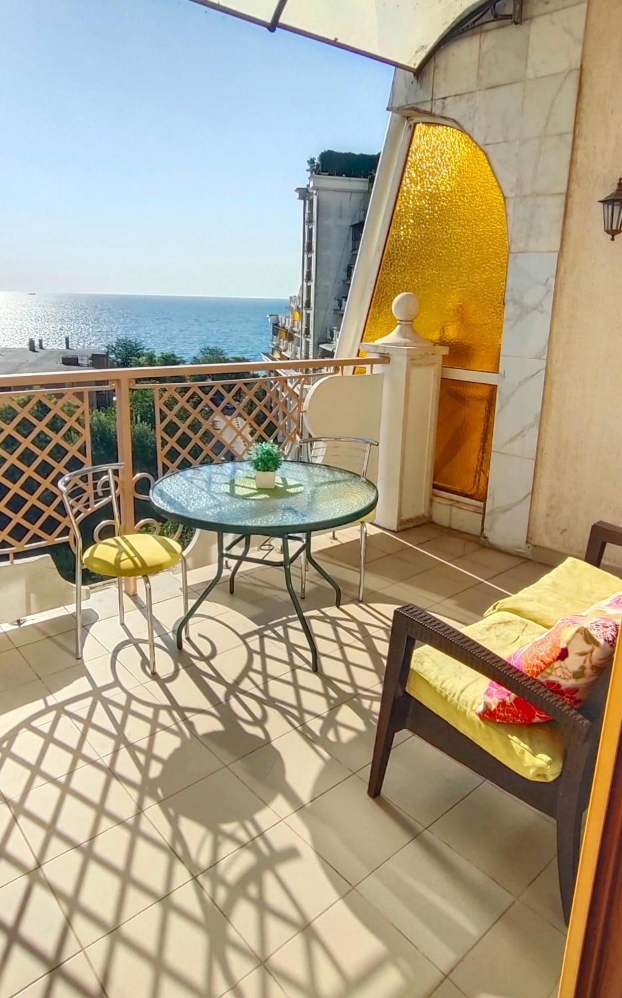 Apartment In Arcadia Palace With Sea View! أوديسا المظهر الخارجي الصورة